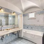 里贾纳克里斯蒂娜酒店 酒店 4*