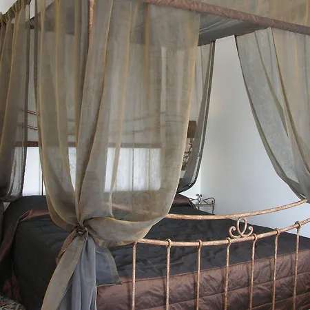 레지나 크리스티나 4*