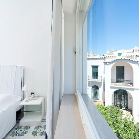 Regina Cristina Hotel