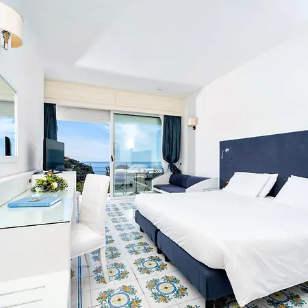 Regina Cristina Hotel