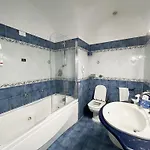 里贾纳克里斯蒂娜酒店 酒店