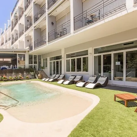 里贾纳克里斯蒂娜酒店 酒店 4*