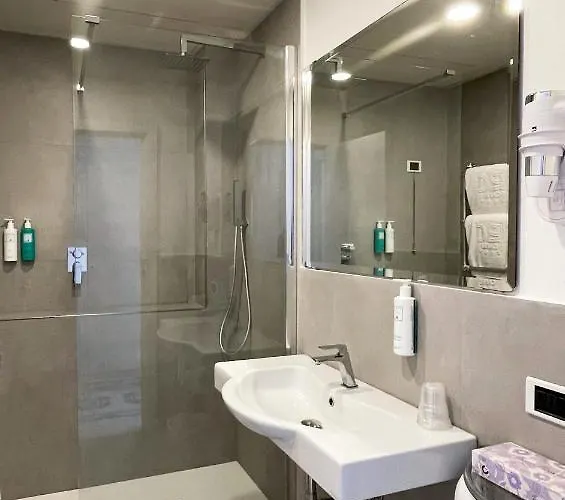 Regina Cristina Otel