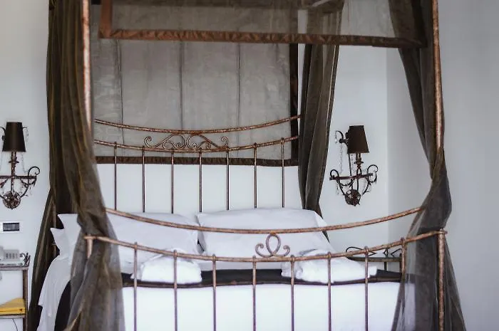 Otel Regina Cristina